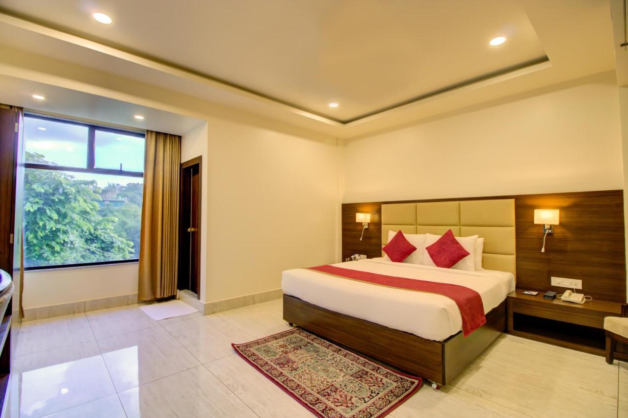 Cygnett Inn Trendz Itānagar Екстериор снимка