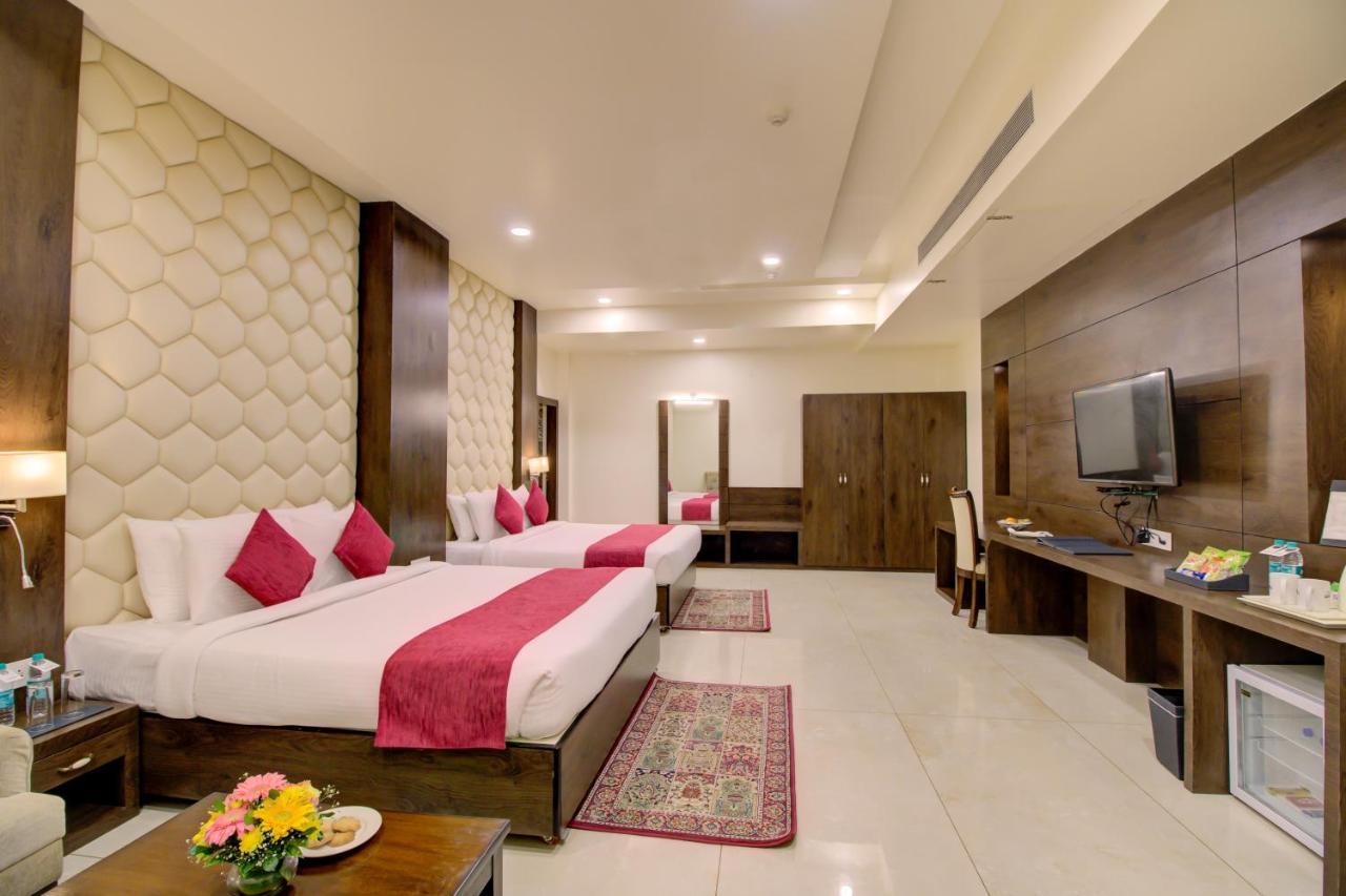 Cygnett Inn Trendz Itānagar Екстериор снимка